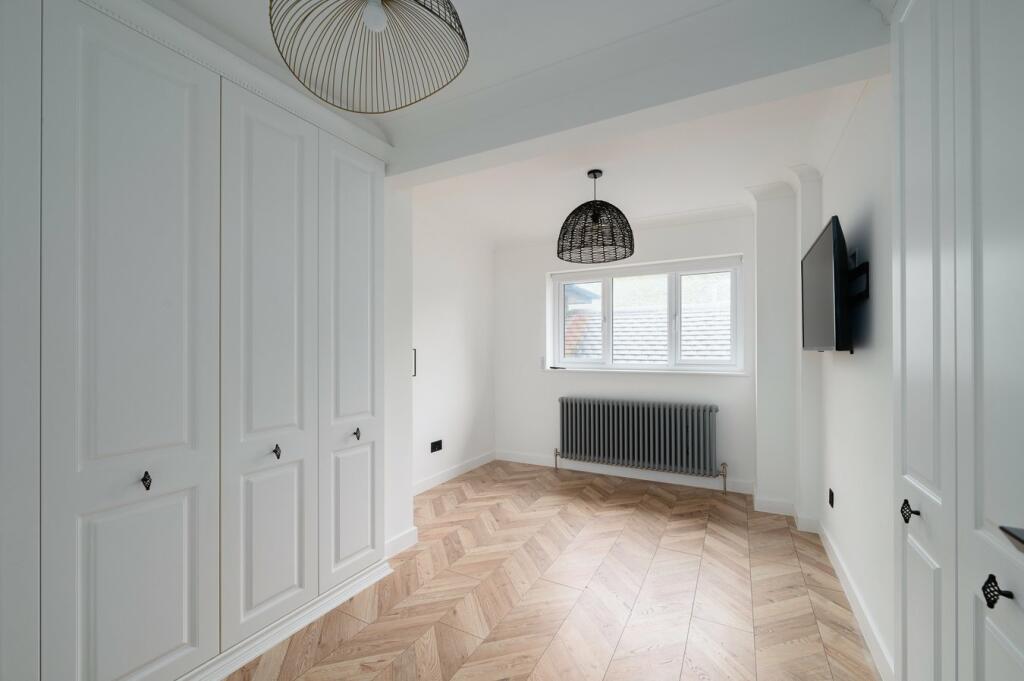 Additional property image - Widworthy Hayes, Hutton, Brentwood, CM13