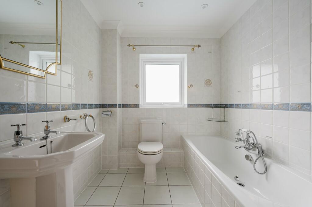 Additional property image - Widworthy Hayes, Hutton, Brentwood, CM13