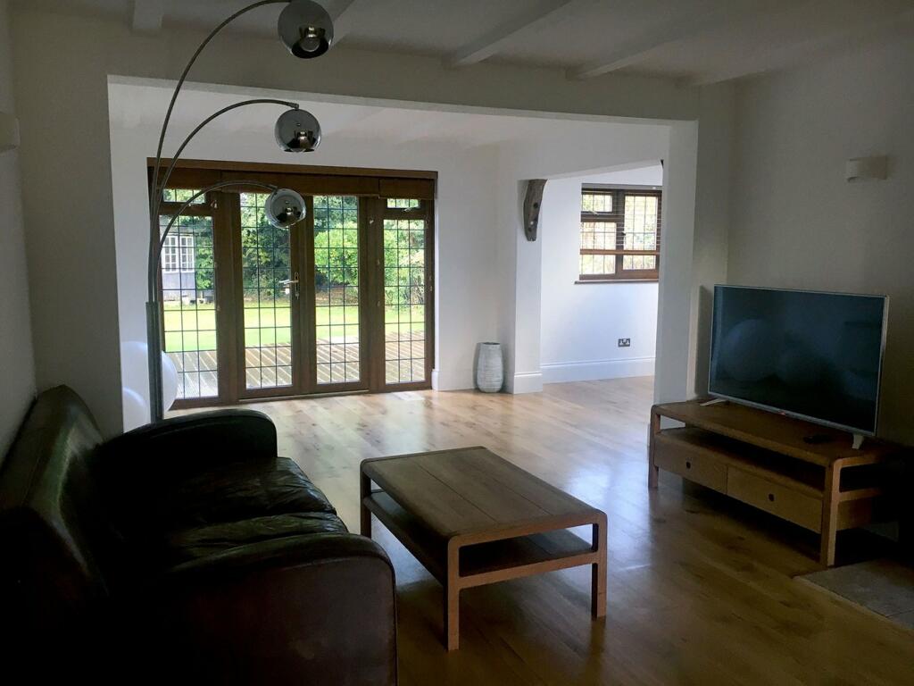 Additional property image - Creephedge Lane, East Hanningfield, Chelmsford, CM3