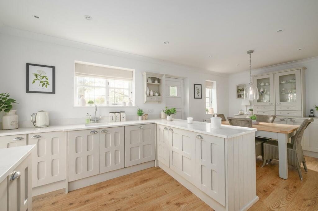 Additional property image - Whitby Avenue, Ingrave, Brentwood, CM13