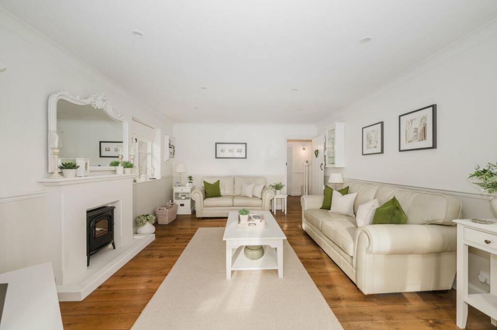 Additional property image - Whitby Avenue, Ingrave, Brentwood, CM13