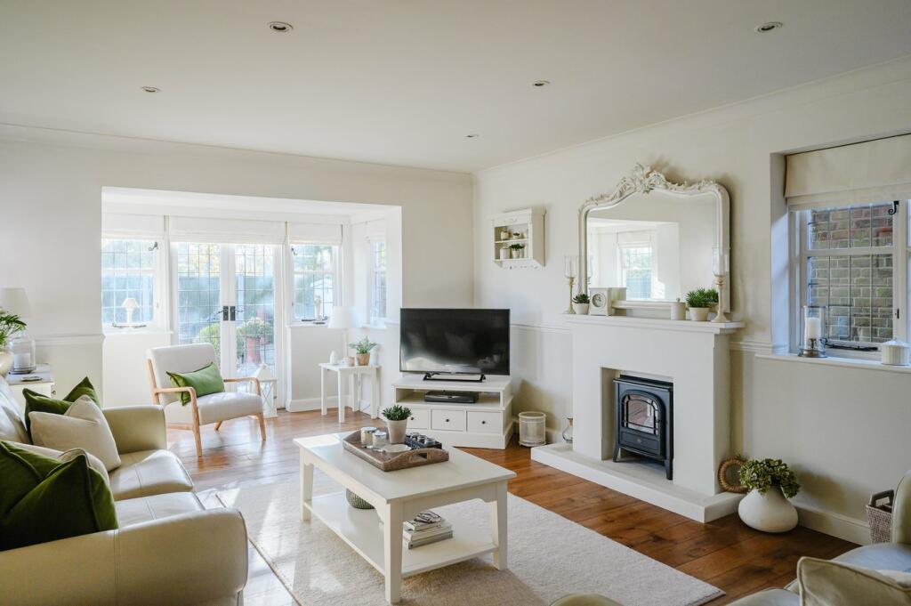Additional property image - Whitby Avenue, Ingrave, Brentwood, CM13