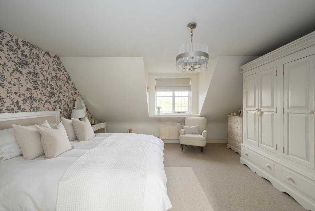 Additional property image - Whitby Avenue, Ingrave, Brentwood, CM13