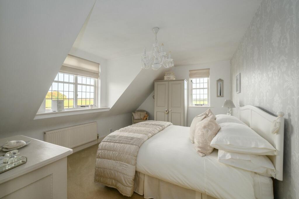 Additional property image - Whitby Avenue, Ingrave, Brentwood, CM13
