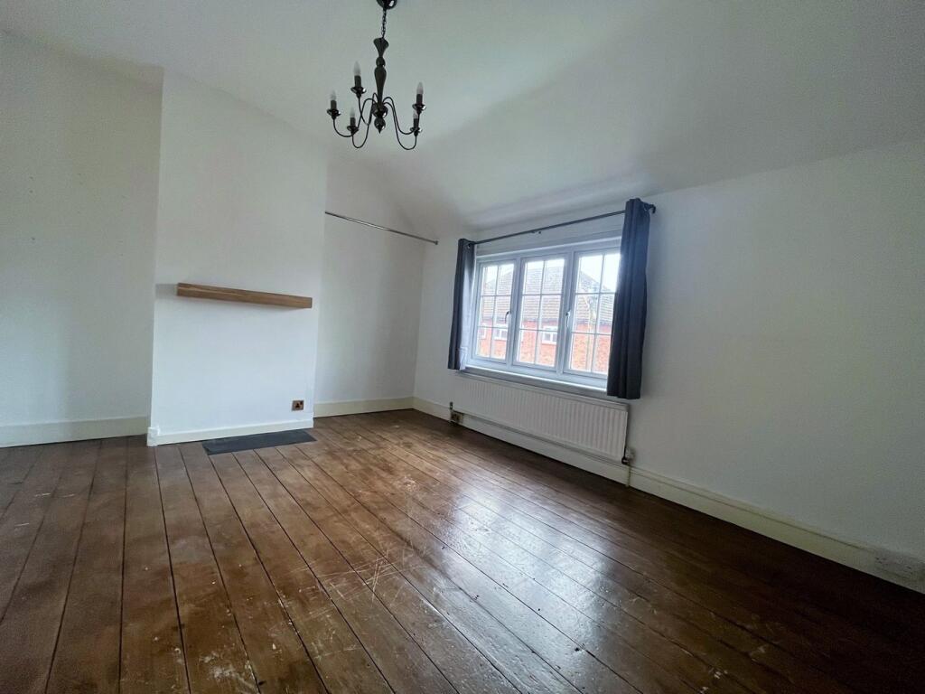 Additional property image - Gordon Road, Shenfield, Brentwood, CM15