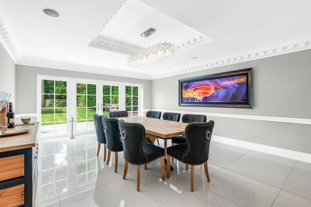 Additional property image - Heronway, Hutton, Brentwood, CM13