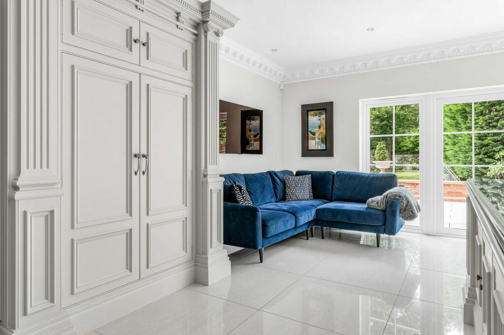 Additional property image - Heronway, Hutton, Brentwood, CM13