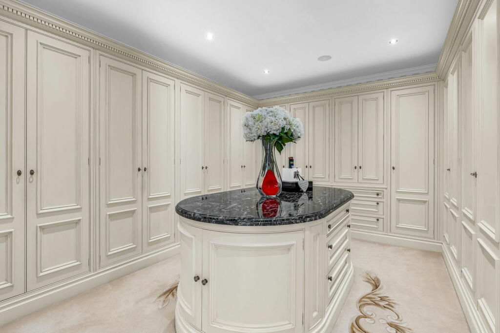 Additional property image - Heronway, Hutton, Brentwood, CM13