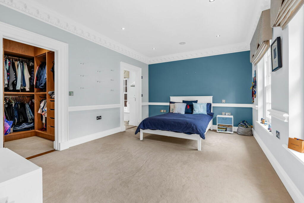 Additional property image - Heronway, Hutton, Brentwood, CM13
