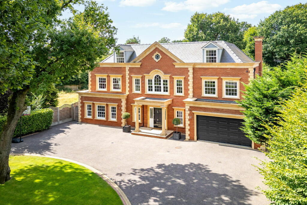 Additional property image - Heronway, Hutton, Brentwood, CM13