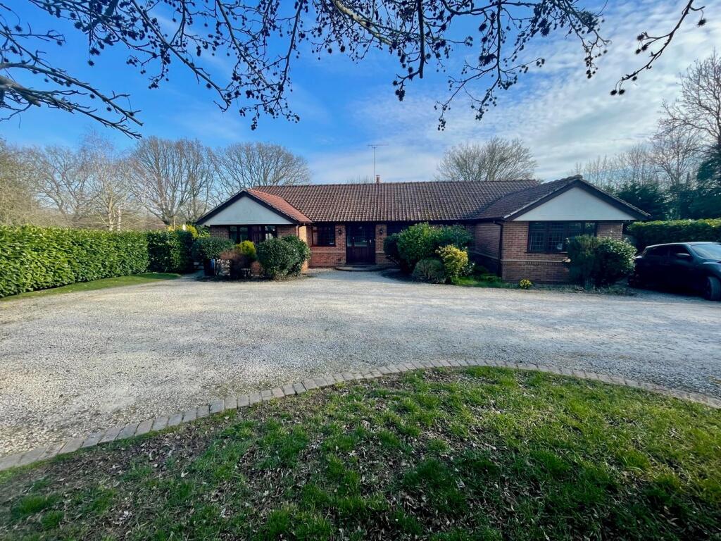 Main image of property: St Annes Road, Mountnessing, Brentwood, CM15