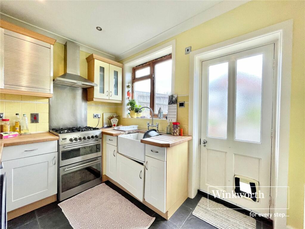 2 bedroom bungalow for sale in Exton Road, Bournemouth, BH6