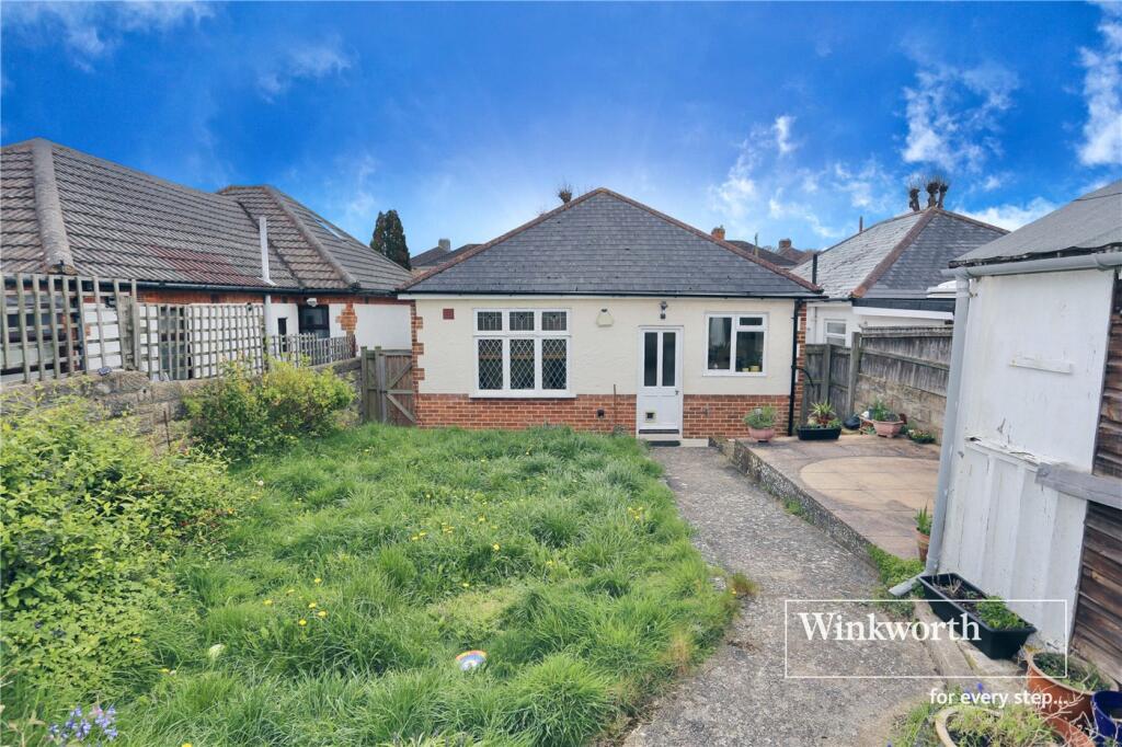2 bedroom bungalow for sale in Exton Road, Bournemouth, BH6