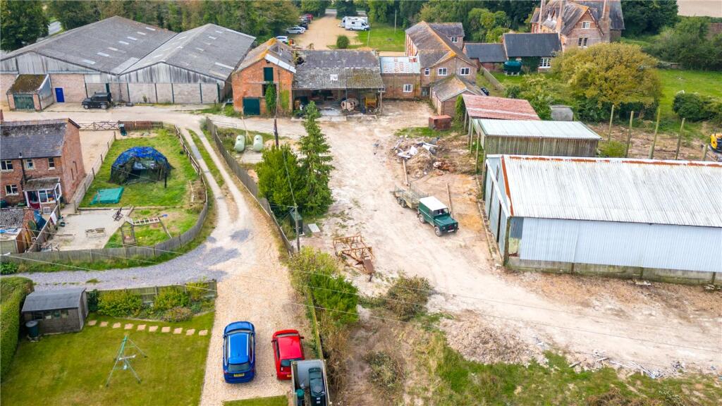 Additional property image - High Lea, Witchampton, Wimborne, Dorset, BH21
