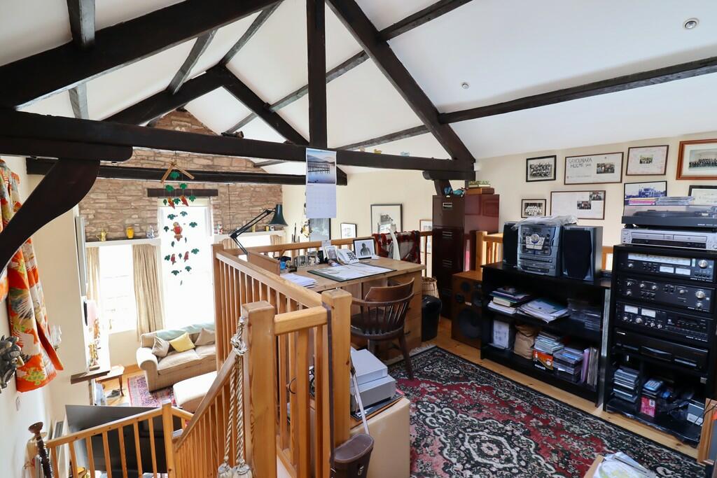 Additional property image - Union Lane, Brampton