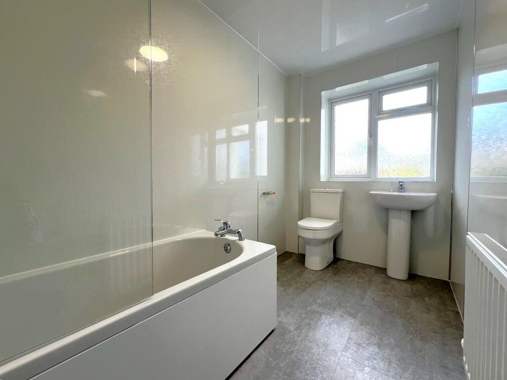 Additional property image - Top Flat & 1 Station House