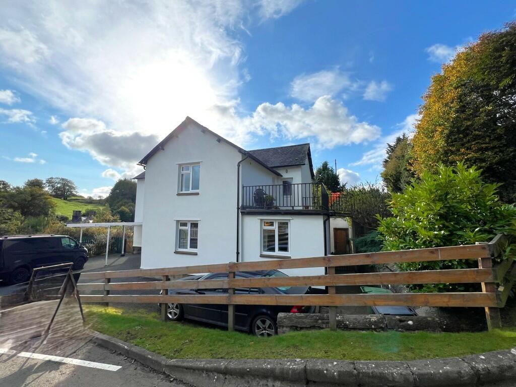 Additional property image - Top Flat & 1 Station House