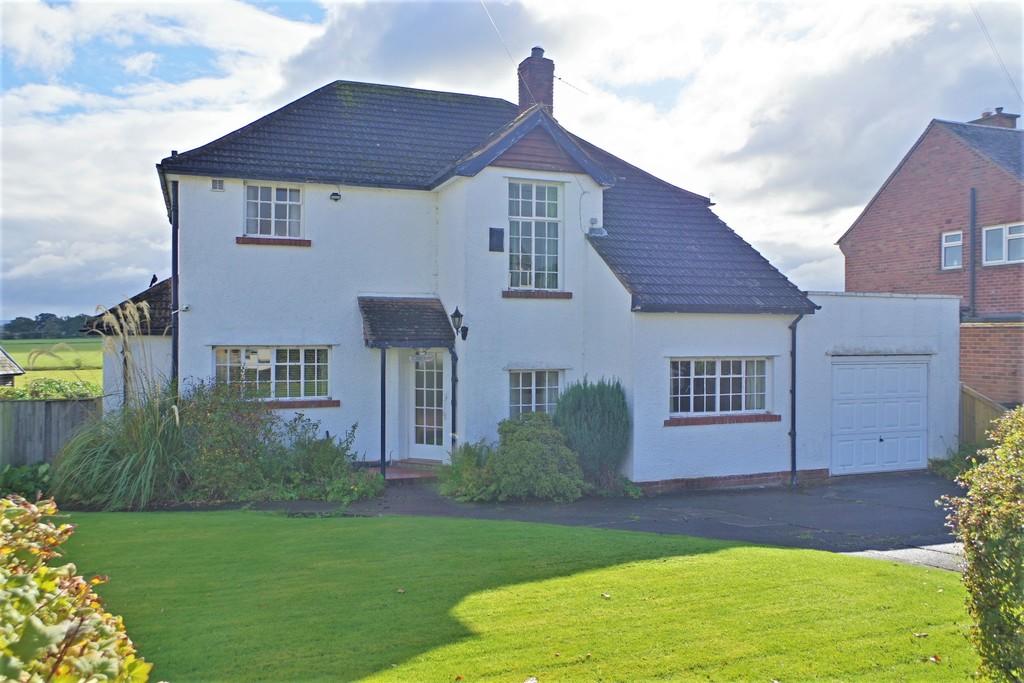 4 bedroom detached house for sale in Longlands Road, Carlisle, CA3