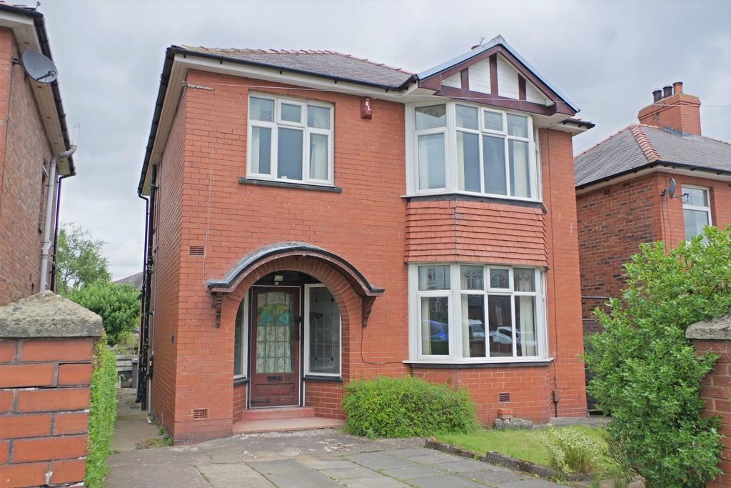 3 bedroom detached house for sale in Moorhouse Road, Carlisle, CA2