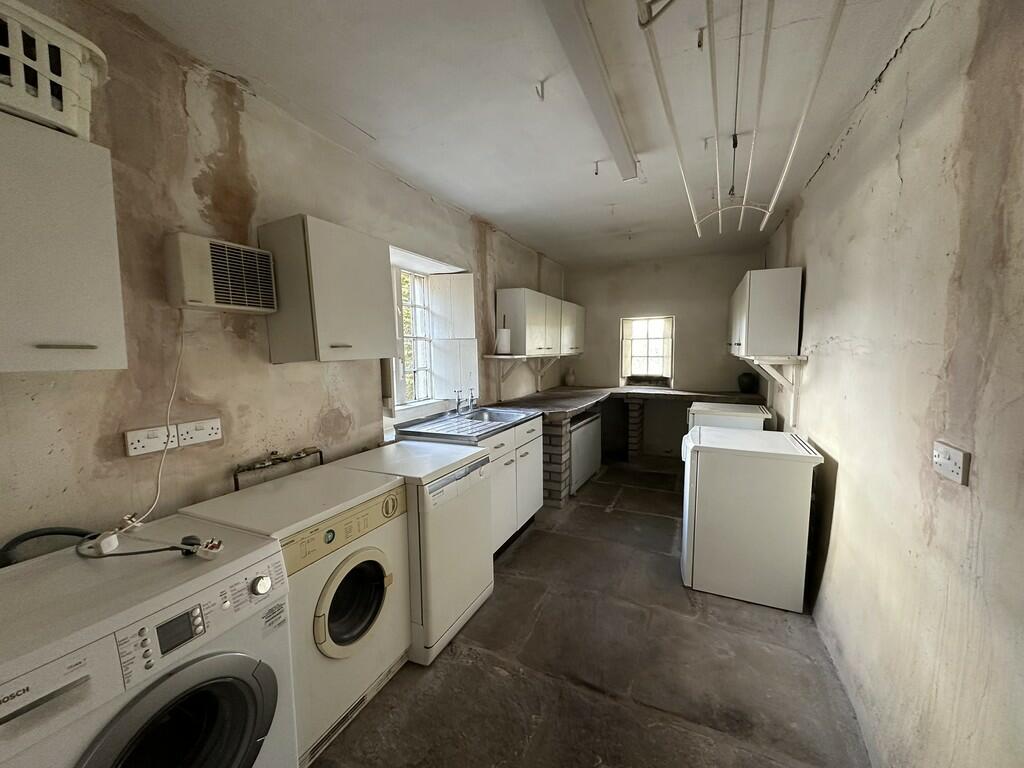 Additional property image - West Hall, Brampton