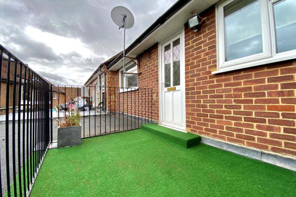 Main image of property: Burnham High Street