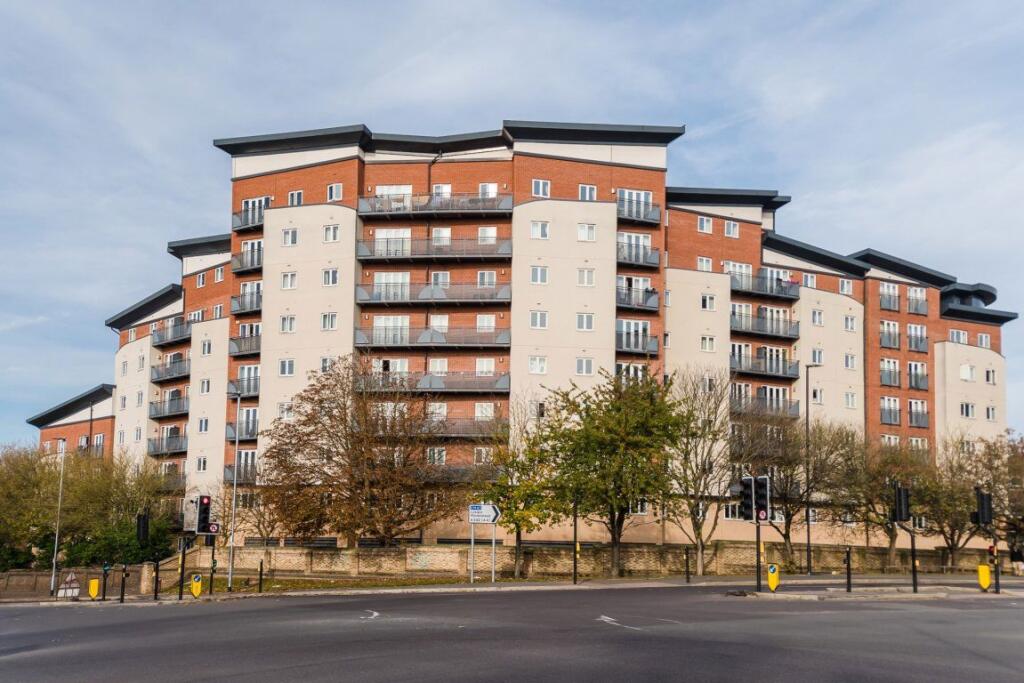 Main image of property: Aspects Court