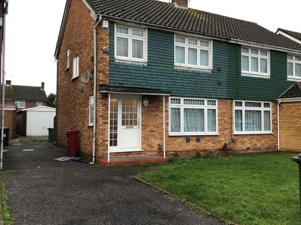 Main image of property: COLNBROOK