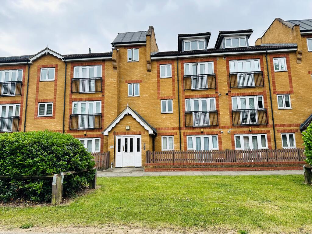 Main image of property: Foundry Gate, Waltham Cross, EN8