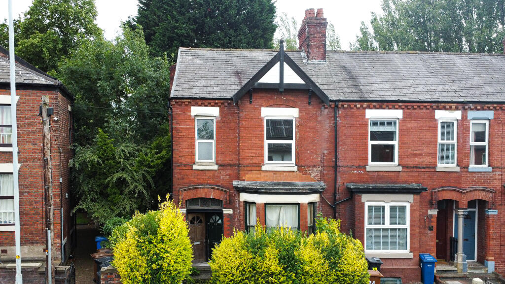 Main image of property: Offerton Lane, Stockport, SK2