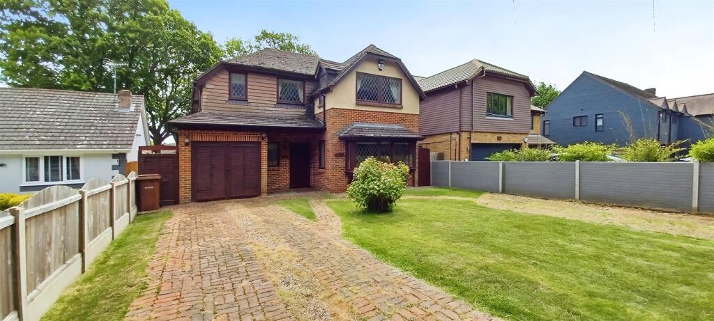 4 bedroom detached house