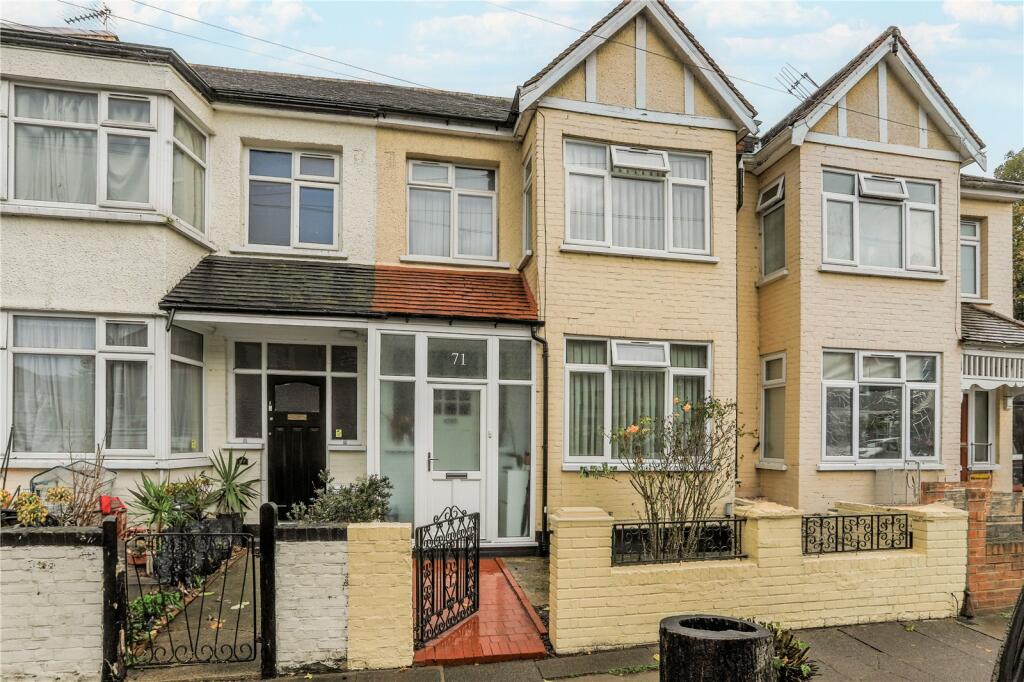 3 bedroom terraced house for sale in Dunbar Road, London, N22