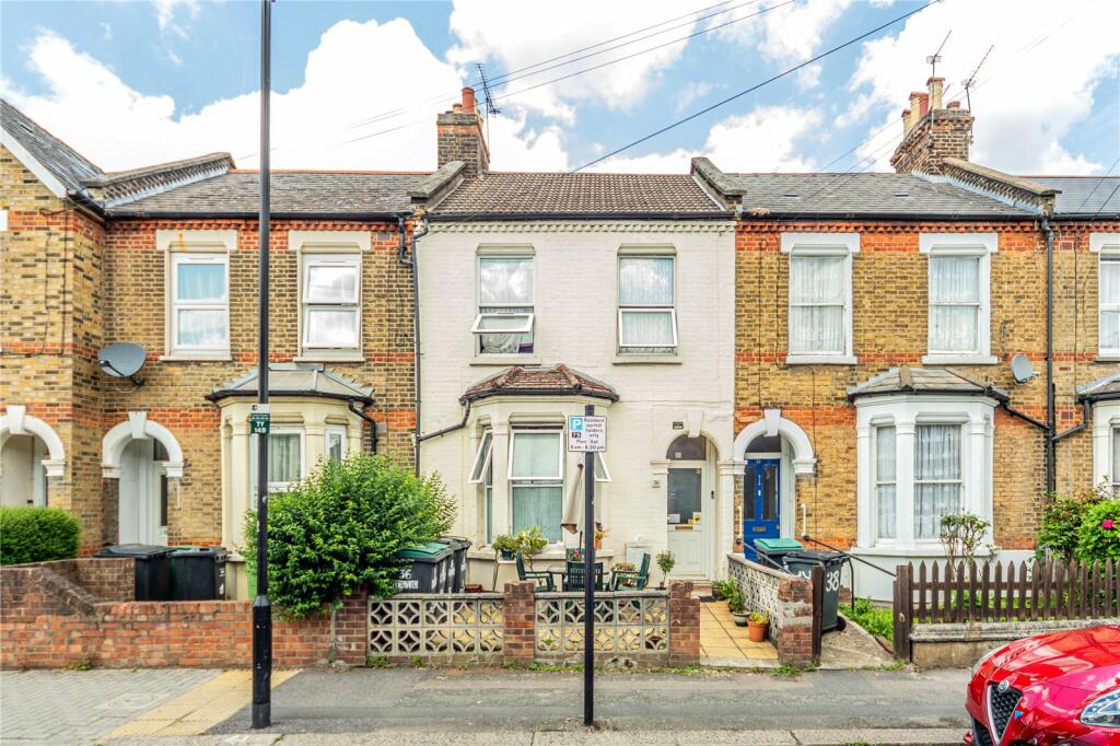 6 bedroom terraced house