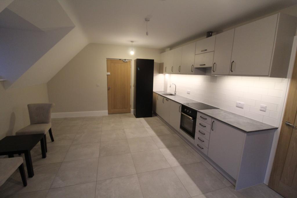 Additional property image - Highworth Avenue, Cambridge, CB4
