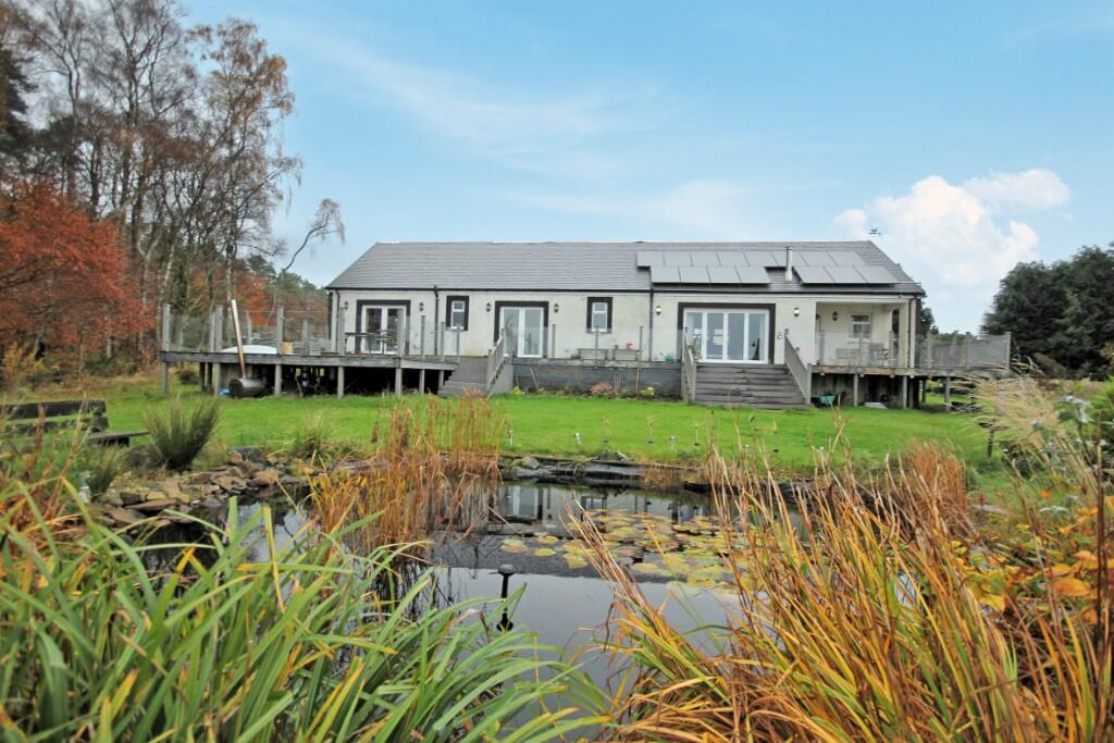 Main image of property: KA5 6JF