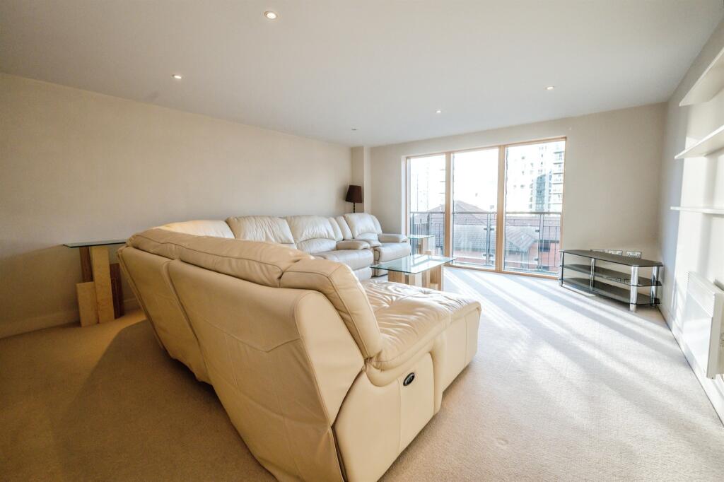 Additional property image - Waterfront Walk, Birmingham