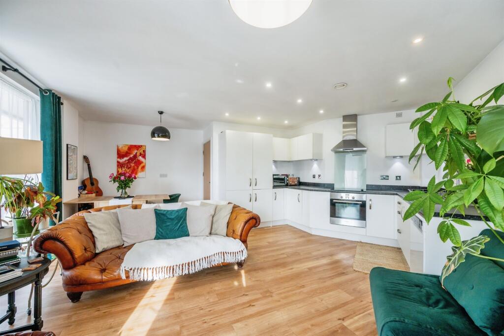 Additional property image - Bell Barn Road, Birmingham