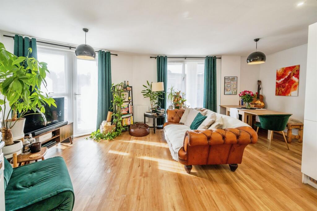 Additional property image - Bell Barn Road, Birmingham