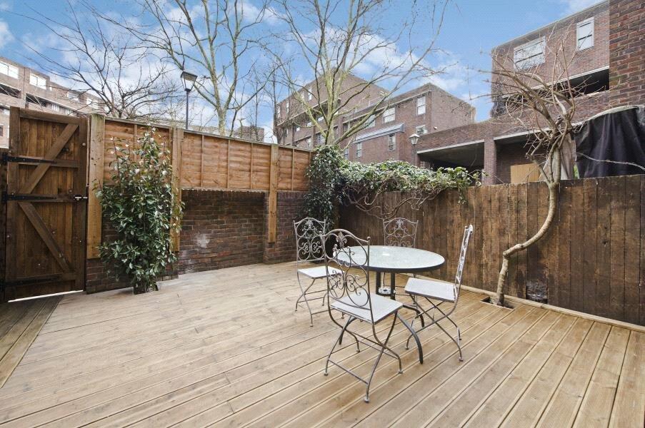 3 bedroom flat for rent in Darthmouth Close, Notting Hill, W11