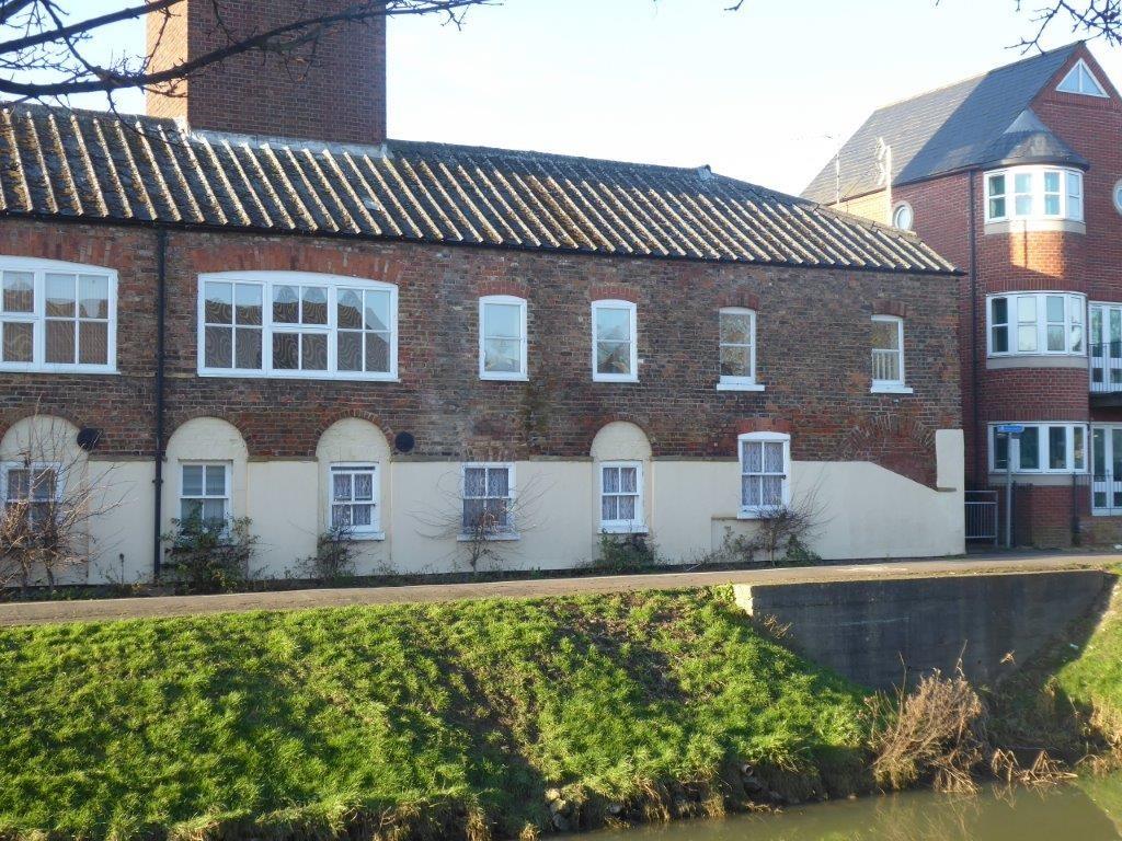 Main image of property: Double Street, Spalding, 