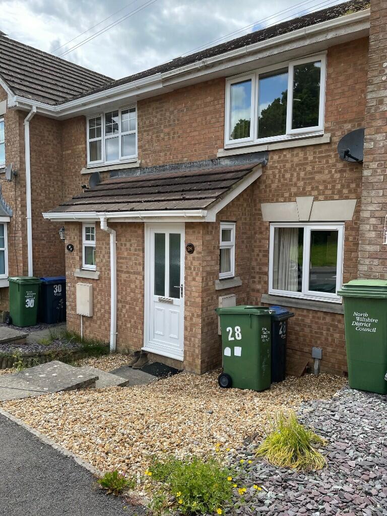 2 bedroom terraced house for rent in Celandine Way, Chippenham