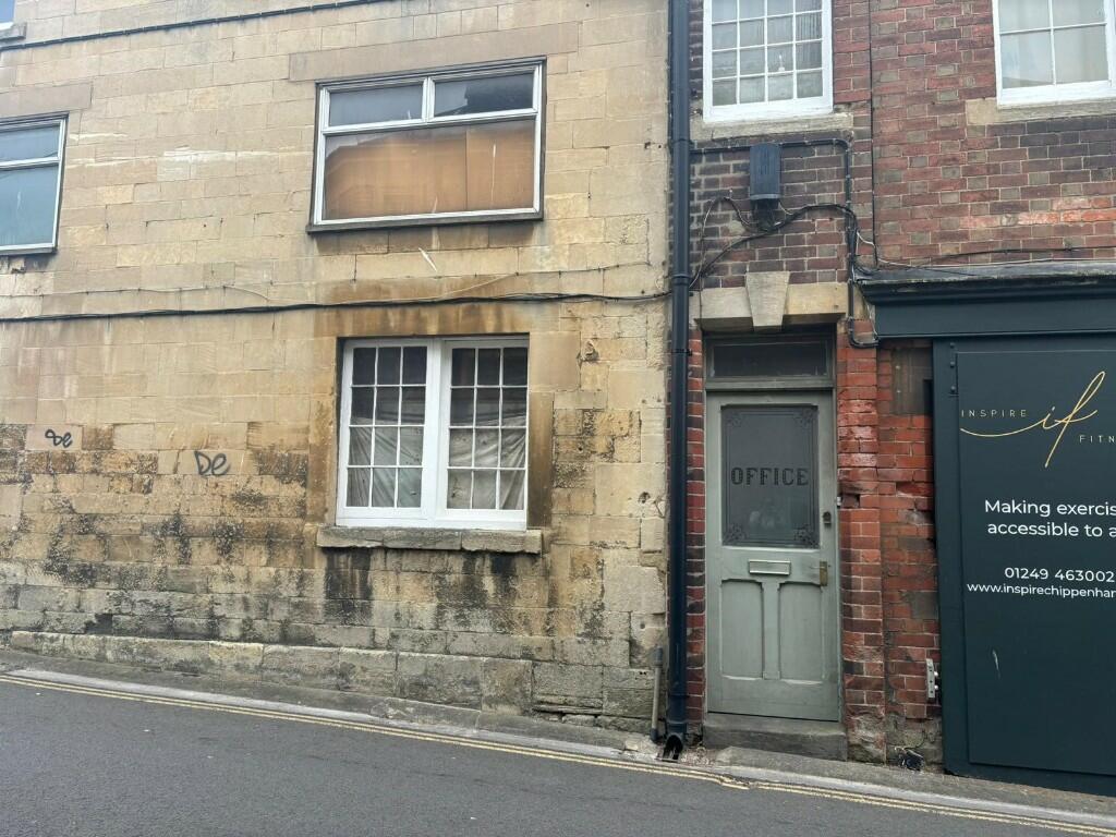 Studio flat for rent in Union Road, Chippenham, Wiltshire, SN15
