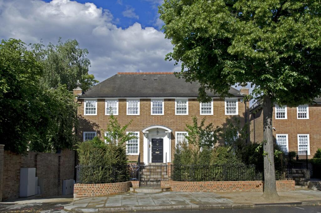 7 bedroom detached house for sale in Abbotsbury Road, London, W14