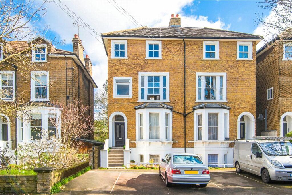 1 bedroom apartment for sale in Queens Road, Twickenham, UK, TW1