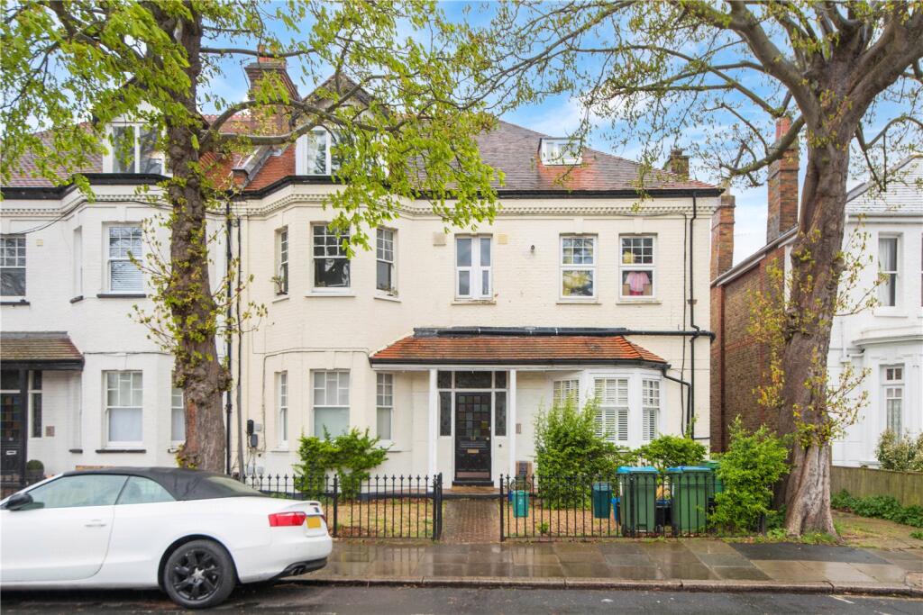 Main image of property: Popes Grove, Twickenham, TW1