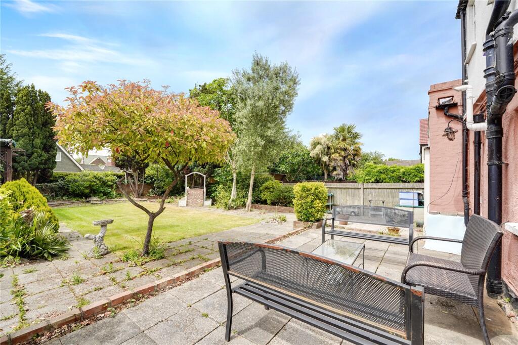 Main image of property: London Road, Twickenham, TW1