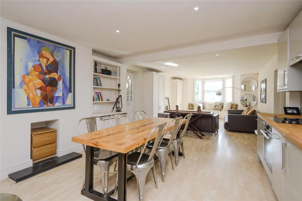 6 bedroom detached house for sale in The Avenue, Twickenham, TW1