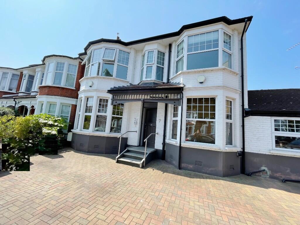 Main image of property: The Rise, London, N13