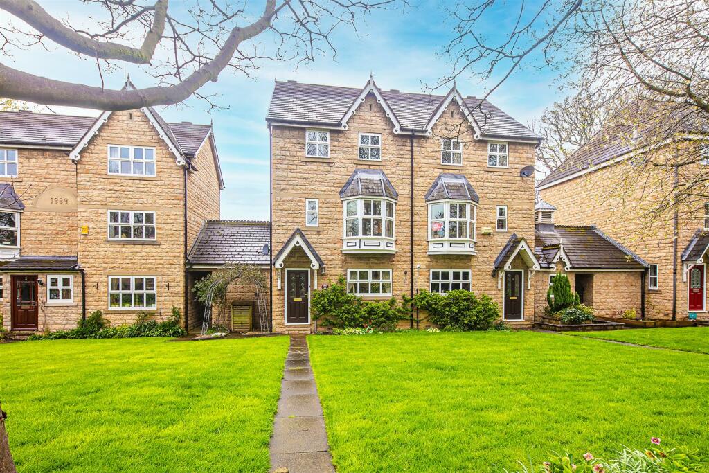 4 bedroom semidetached house for sale in Brocco Bank, Endcliffe, S11