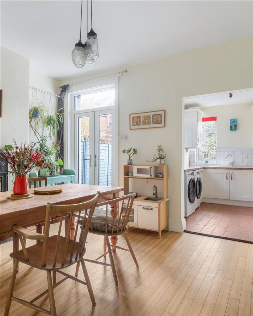 Main image of property: Wadbrough Road, Botanical Gardens, S11