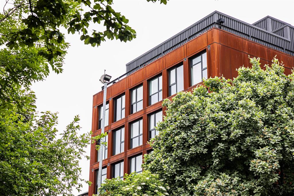 Main image of property: Apt 14 QUBE, West Street, S1